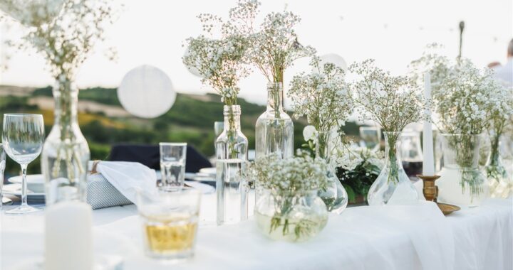Les meilleures idées de décoration florale pour un mariage en extérieur
