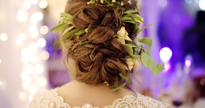 Inspirez-vous de ces coiffures mariage avec cheveux courts pour votre jour spécial