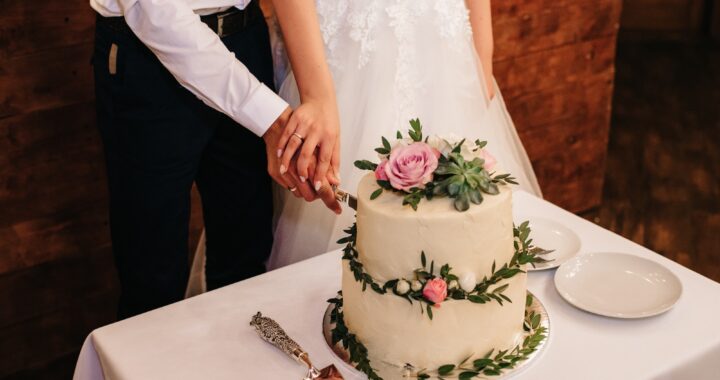 Pourquoi choisir une pièce montée de choux pour un mariage champêtre ?